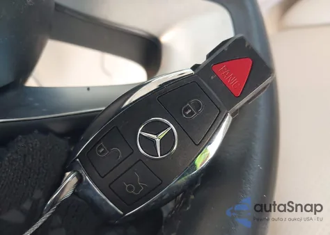 2018 Mercedes-Benz Glc 300 from USA, damaged, VIN WDC0G4JB0JV092258